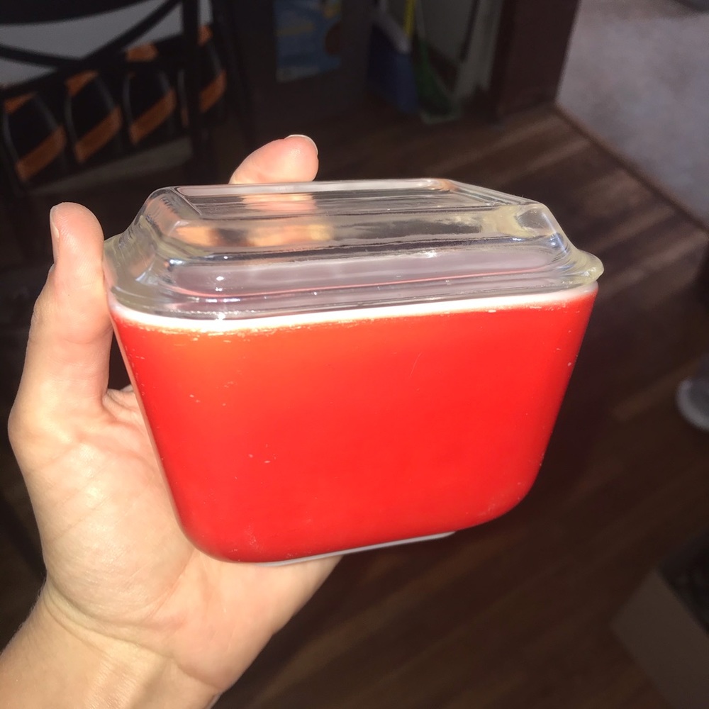 Vintage Pyrex Red Dish with Lid (1)
